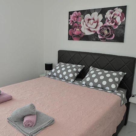 Apartment Laura Zadar Dış mekan fotoğraf