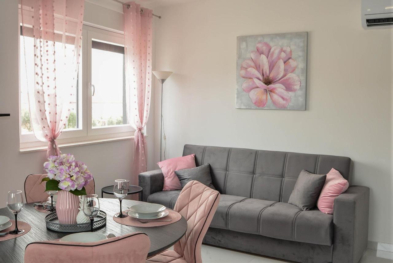 Apartment Laura Zadar Dış mekan fotoğraf