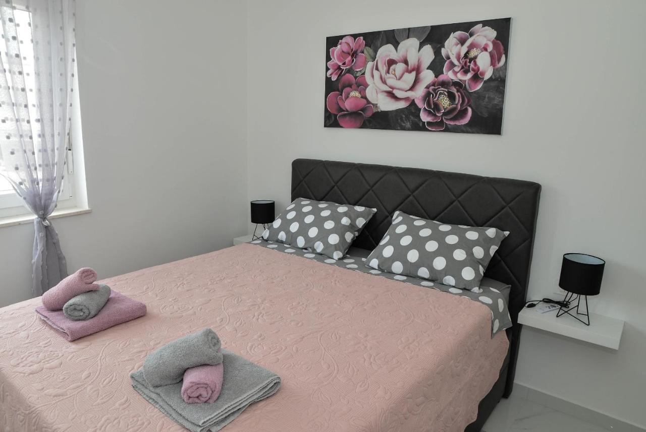 Apartment Laura Zadar Dış mekan fotoğraf